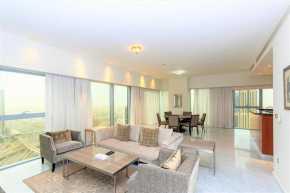 Luxury Dowtown apt with stunning skyline views